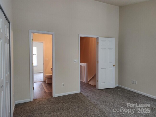 Building Photo - 3209 Blythe Ridge Ct