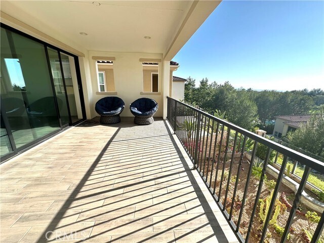 Building Photo - 35 Manzanillo