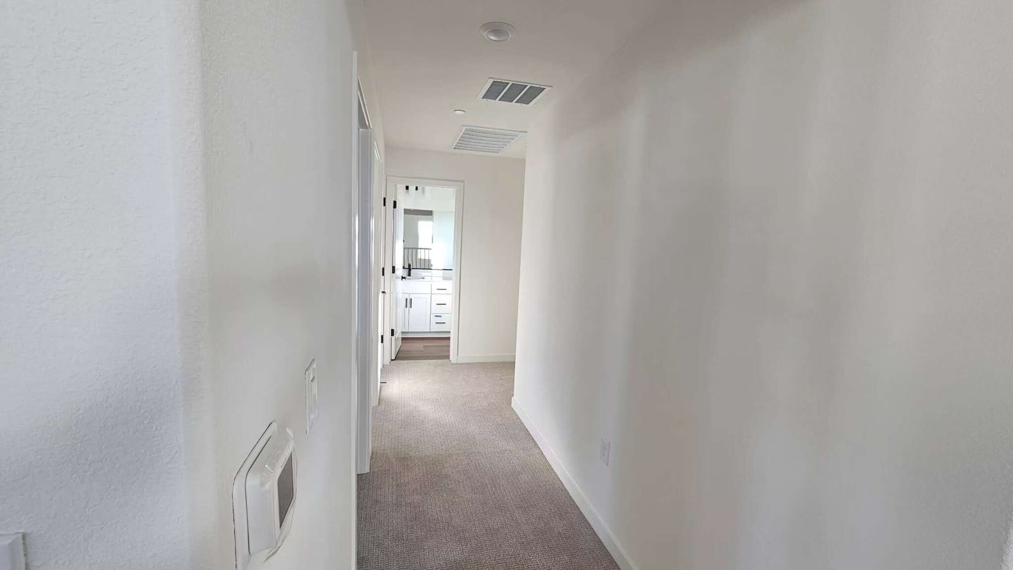 Building Photo - 10287 Garmont Way