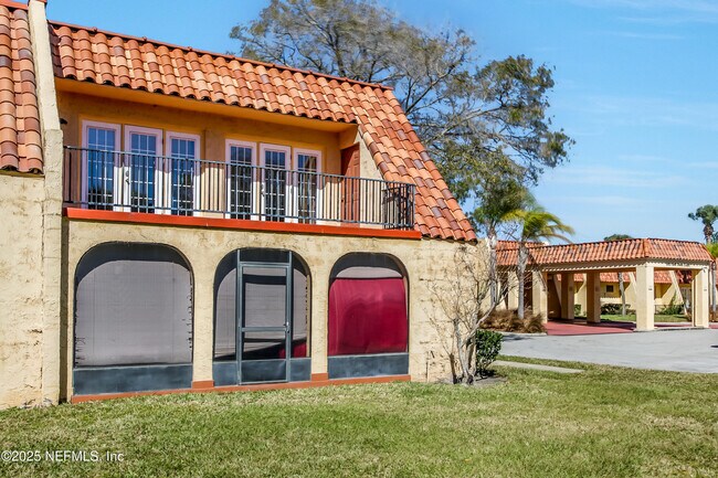 Building Photo - 6561 Mission Ct