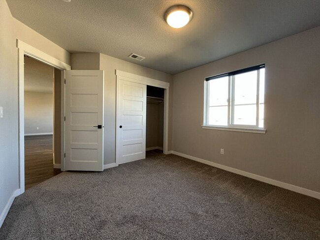 Building Photo - Expansive 2020 Forest Grove Home with 4 Bedrooms, Loft, Modern Kitchen & Covered Patio