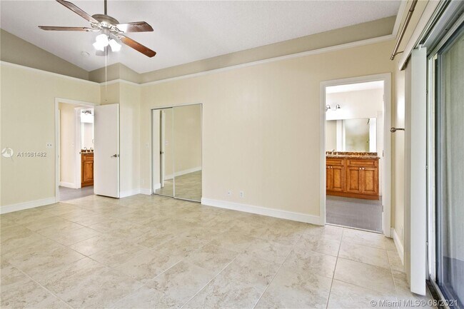 Building Photo - 3562 Southern Orchard Rd W