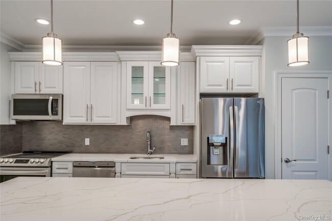 Building Photo - 110 New York Ave