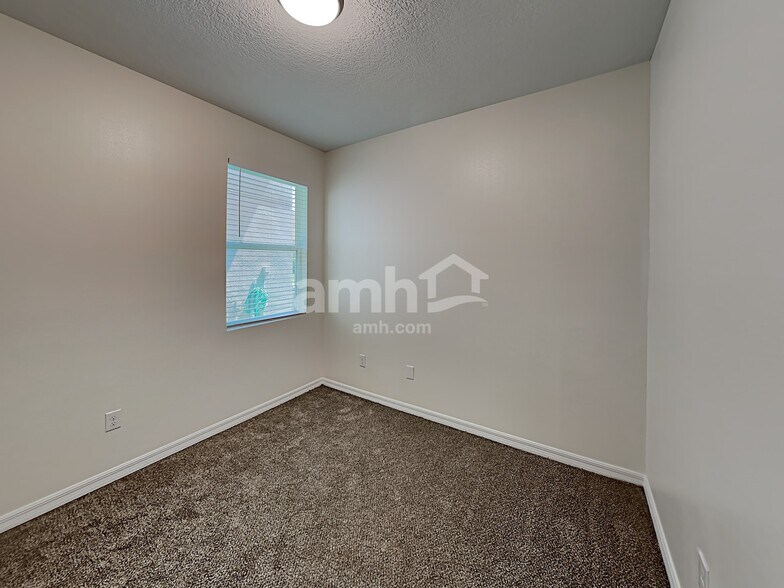 Building Photo - 6117 Voyagers Pl