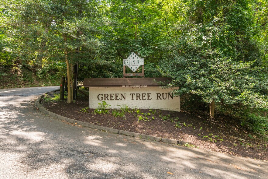 Building Photo - 253 Shawmont Ave