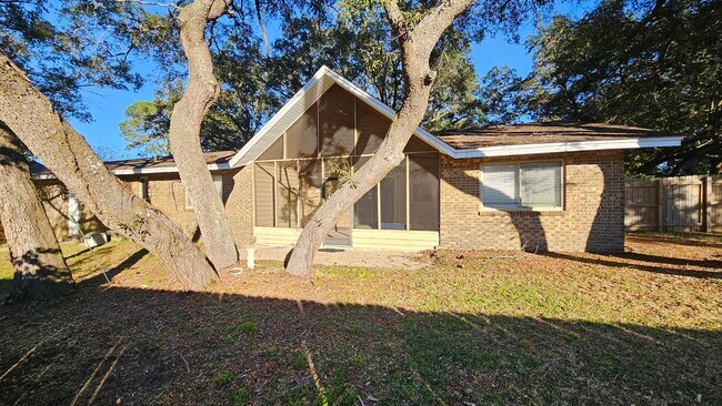 Building Photo - 2816 Whisper Pine Dr