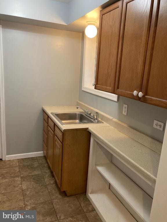 Building Photo - 2242 Ritter St