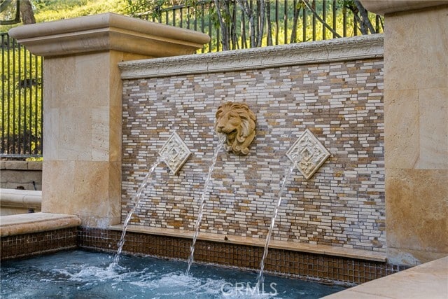 Building Photo - 7 Pacific Winds