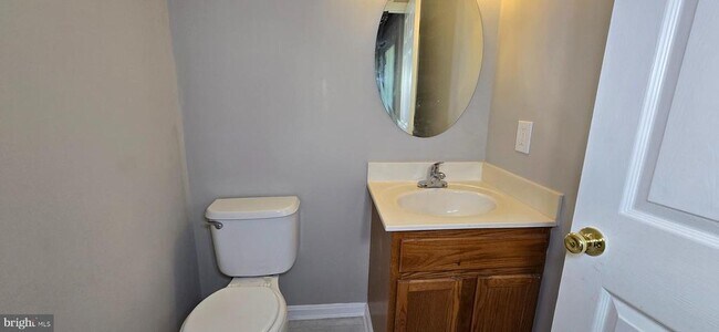 Building Photo - 8881 Goose Landing Cir