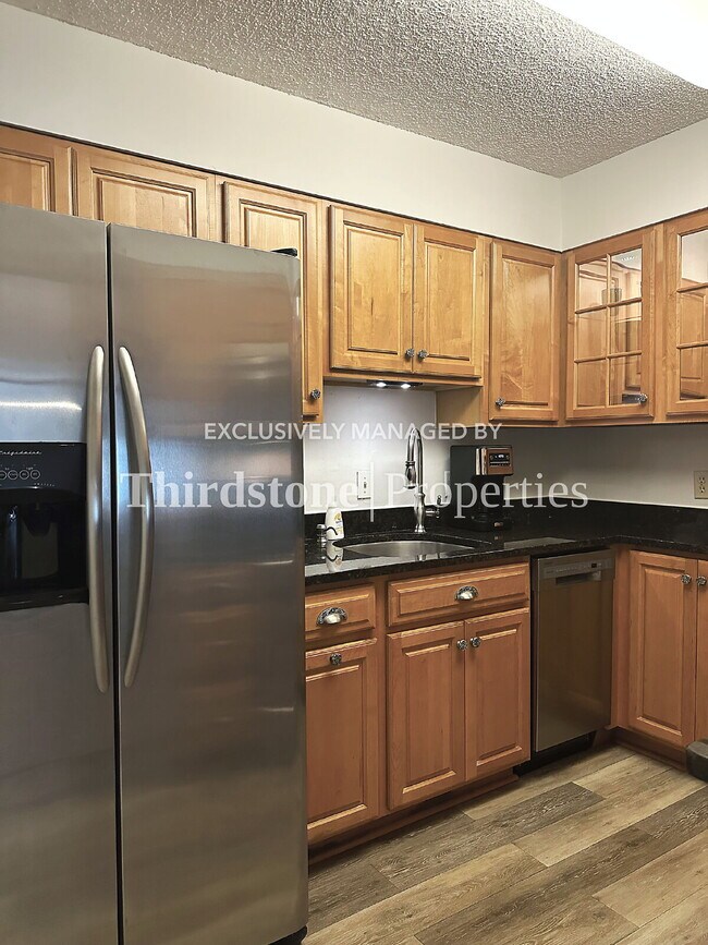 Building Photo - 1071 Edgewood Ave S