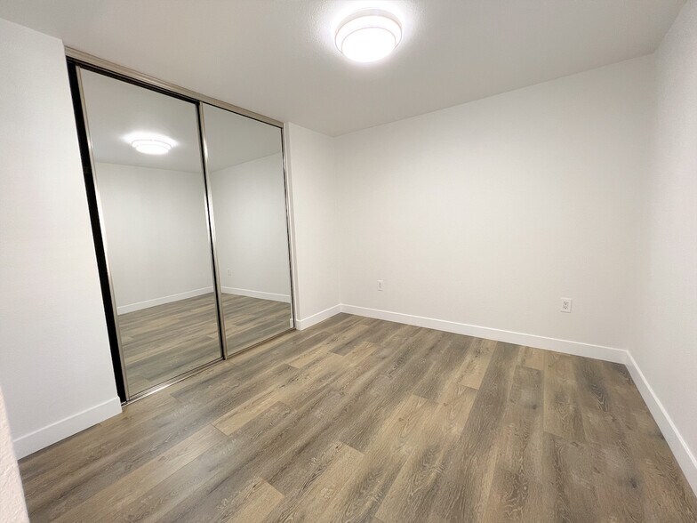 Building Photo - 16710 Nicklaus Dr