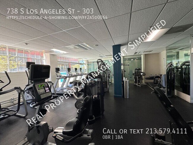 Building Photo - 738 S Los Angeles St