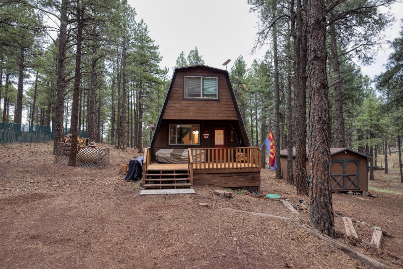 Building Photo - 569 S Friar Tuck Trail