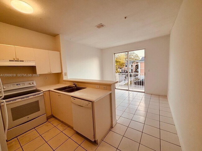 Building Photo - 7080 NW 177th St