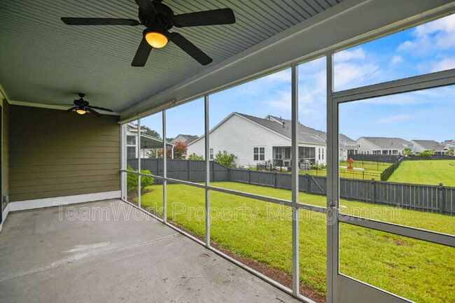 Building Photo - 123 Whaler Ave