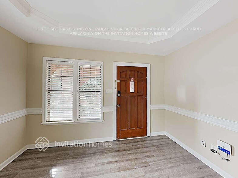 Building Photo - 708 Bryan St SE