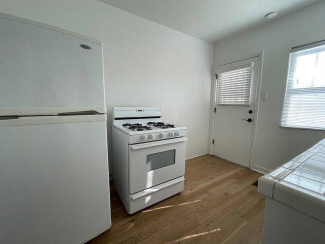 Building Photo - 2405 N Kansas St