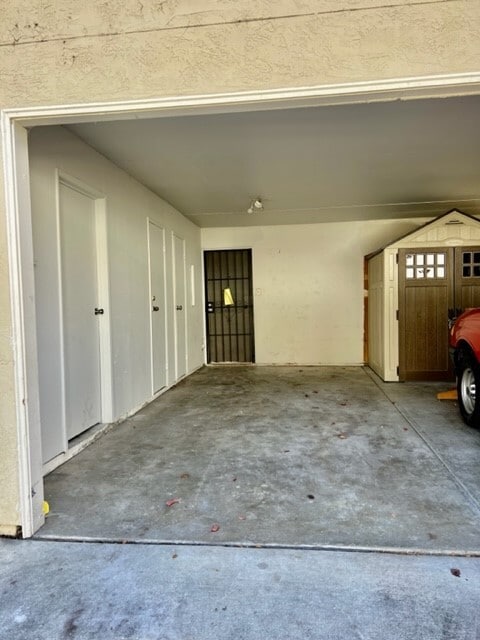 Building Photo - 1058 Mohr Ln