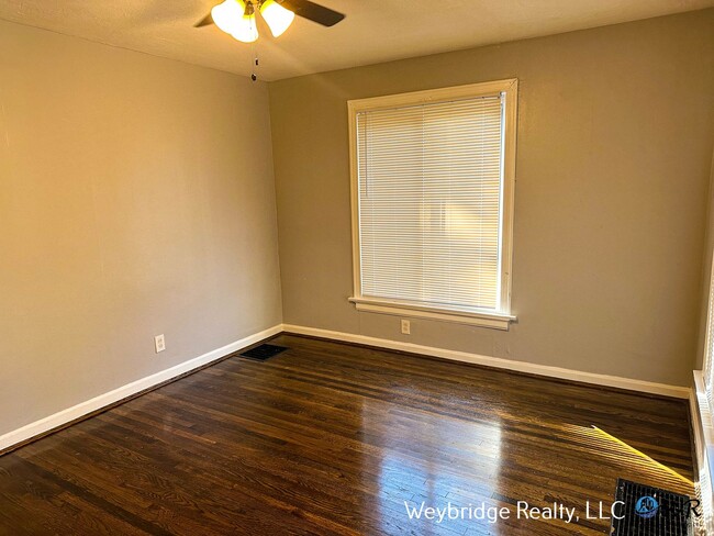 Building Photo - Spacious 3 Bedroom 1.5 Bath House in Madis...