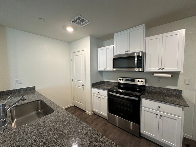 Building Photo - Cadence Rental
