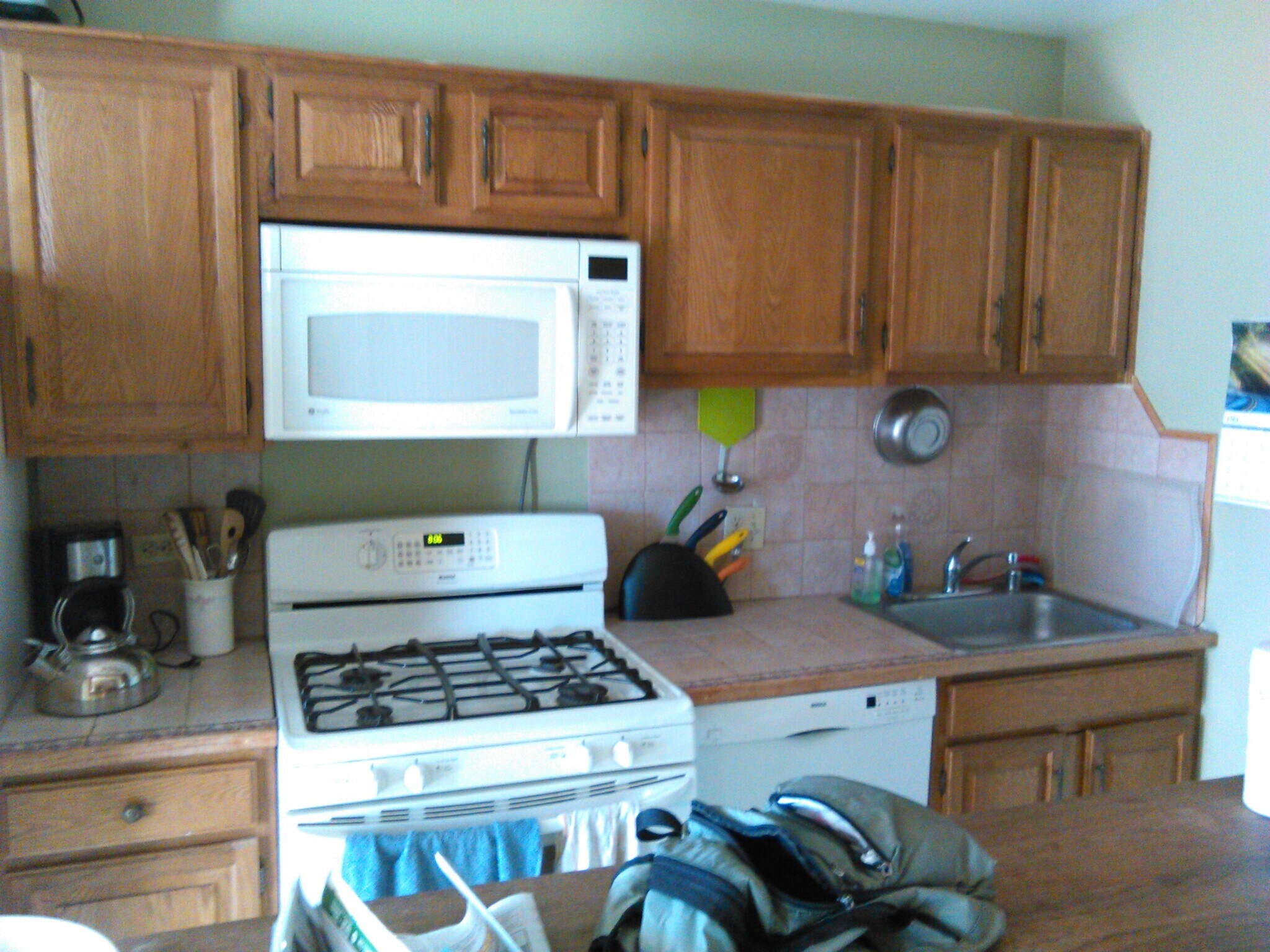 galley kitchen - 2829 Connecticut Ave NW