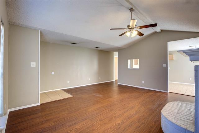 Building Photo - 8108 Spruce Valley Dr