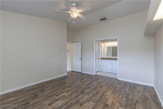 Building Photo - 9084 Caloosa Rd