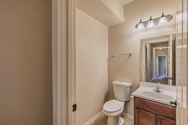 Building Photo - 14381 Alma Point Dr