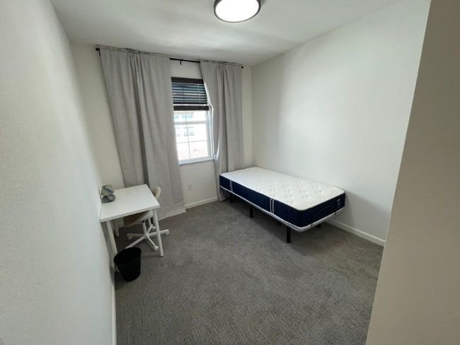 Building Photo - 2947 Nimes Ln