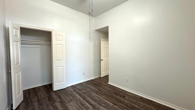Building Photo - 6422 Diamond Rock Dr