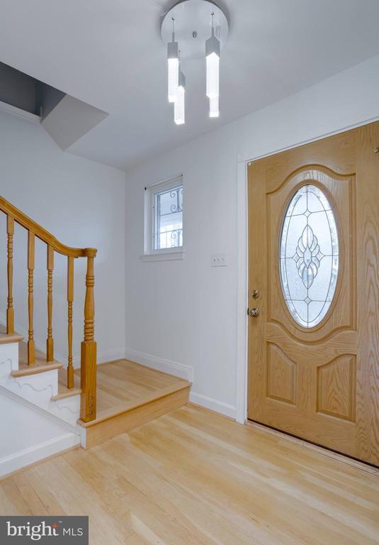 Building Photo - 8122 Truro Ct