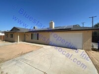 Building Photo - Just Listed in Apple Valley!!!