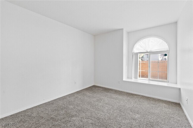 Building Photo - 9325 W Desert Inn Rd