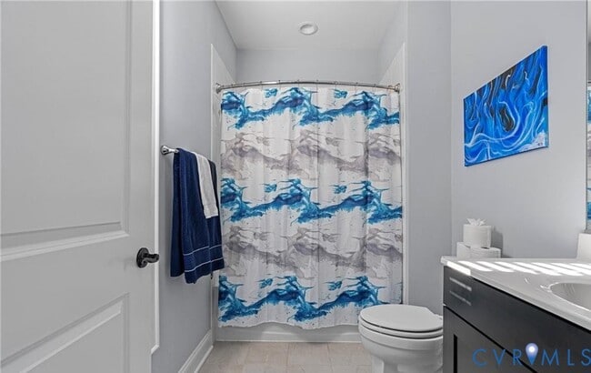 Building Photo - 444 W 6th St