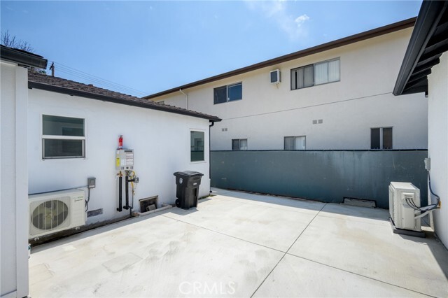 Building Photo - 1007 W Angeleno Ave
