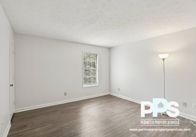 Building Photo - 801 Countryside Pl