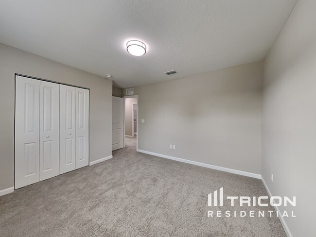 Building Photo - 10231 Old Dixie Hwy