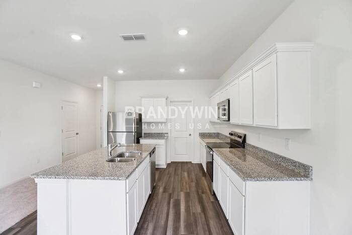 Building Photo - 534 Otway Lp