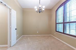 Building Photo - 6408 Canyon Crest Dr