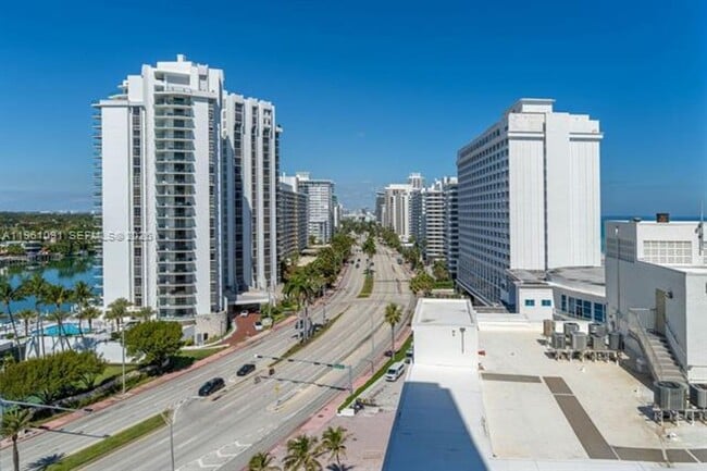 Building Photo - 5401 Collins Ave