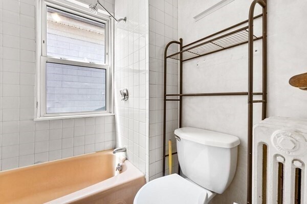 Building Photo - 21 Conwell St