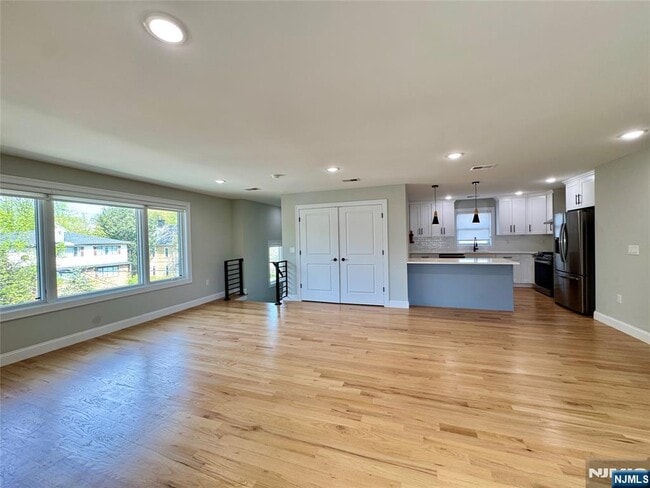 Building Photo - 105 Feronia Wy