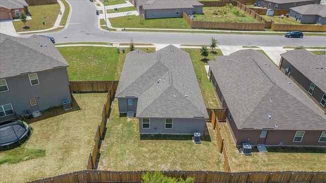 Building Photo - 625 Riverdale Dr