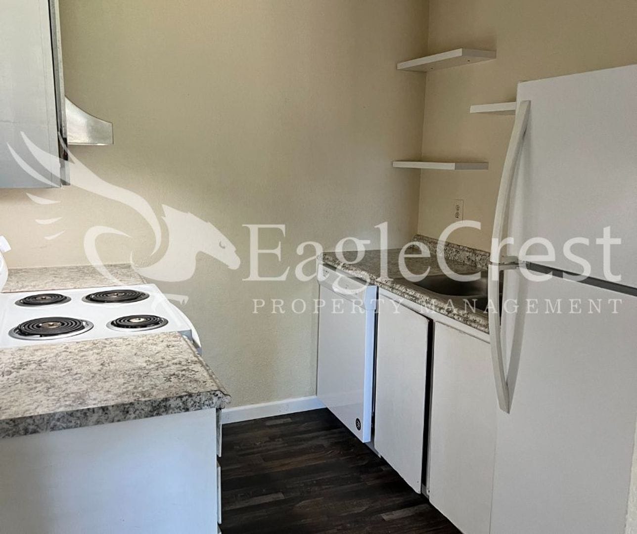 Building Photo - 320NEC