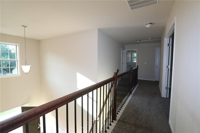 Building Photo - 1610 Apple Blossom Dr