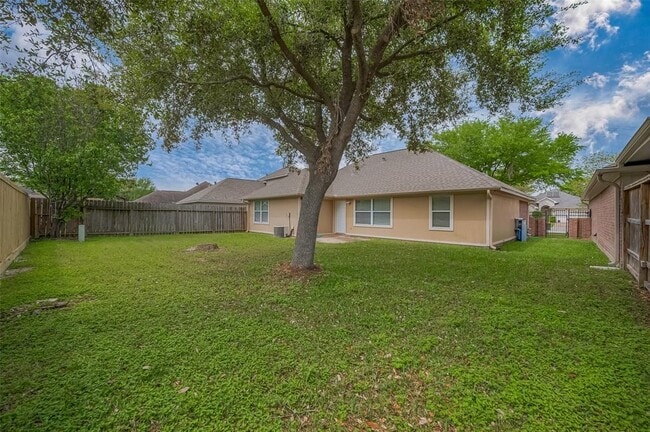 Building Photo - 4811 Tracemeadow Dr