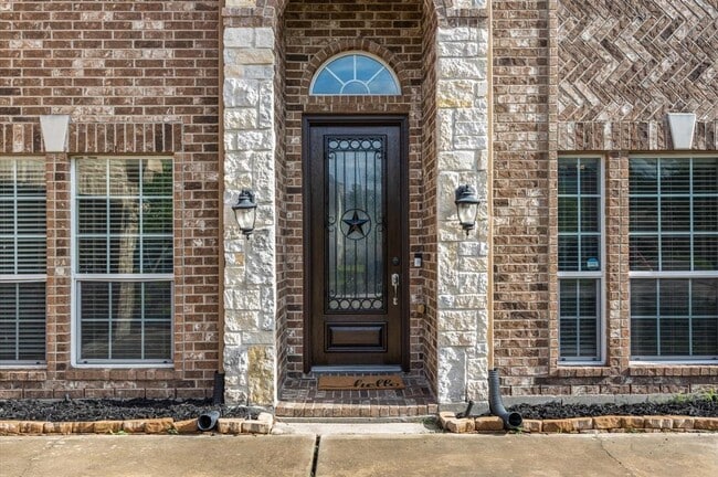 Building Photo - 3011 Rustic Gardens Dr