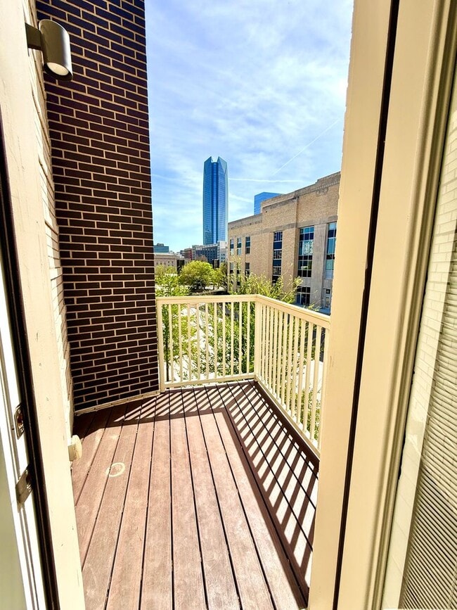 Building Photo - Large, Two-Story Condo in Downtown OKC, Civc Centre Flats!!