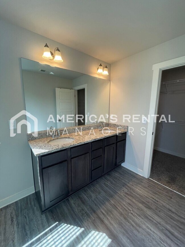 Building Photo - Home for Rent in McCalla!!! View with 48 Hours Notice!