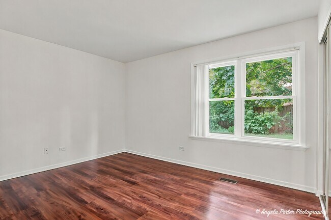 Building Photo - 3287 Medford Ct